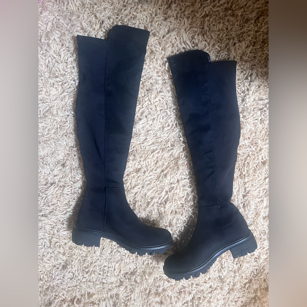 6 1/2 Black Knee-High Boots